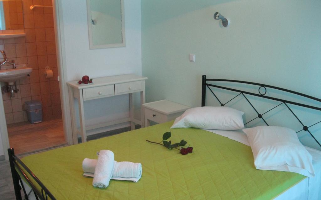 Very-Kokkos Pension 2 Naxos City Номер фото